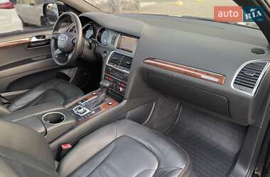 Внедорожник / Кроссовер Audi Q7 2014 в 