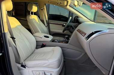 Внедорожник / Кроссовер Audi Q7 2014 в 