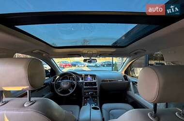 Внедорожник / Кроссовер Audi Q7 2014 в 
