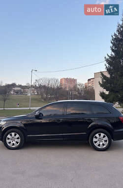 Внедорожник / Кроссовер Audi Q7 2012 в 
