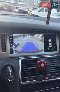 Внедорожник / Кроссовер Audi Q7 2012 в 