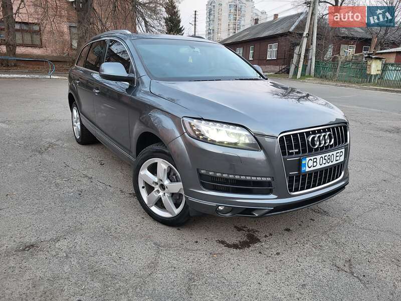 Позашляховик / Кросовер Audi Q7 2014 в Чернігові