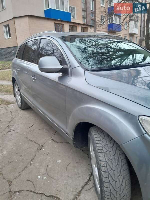 Внедорожник / Кроссовер Audi Q7 2008 в Каменец-Подольском
