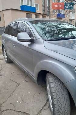 Внедорожник / Кроссовер Audi Q7 2008 в 