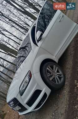 Внедорожник / Кроссовер Audi Q7 2011 в 