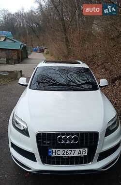Внедорожник / Кроссовер Audi Q7 2011 в 