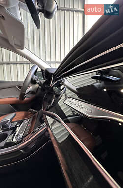 Внедорожник / Кроссовер Audi Q7 2021 в 