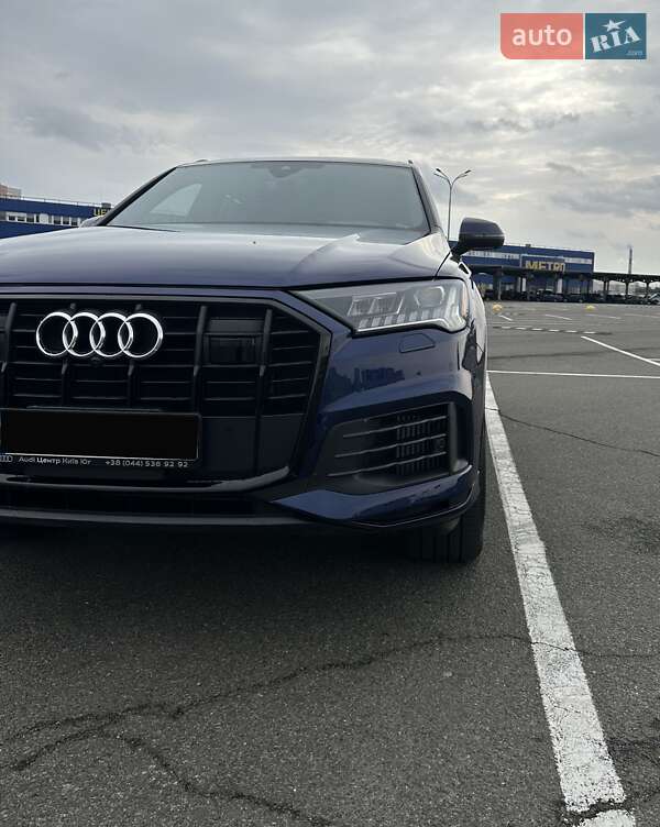 Внедорожник / Кроссовер Audi Q7 2023 в Киеве