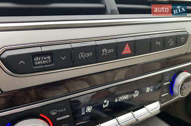 Внедорожник / Кроссовер Audi Q7 2018 в 
