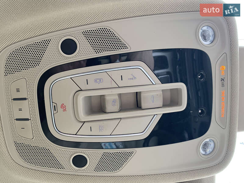 Внедорожник / Кроссовер Audi Q7 2018 в Киеве