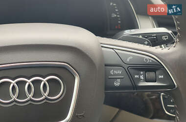 Внедорожник / Кроссовер Audi Q7 2018 в 