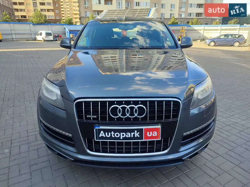 Внедорожник / Кроссовер Audi Q7 2012 в Одессе