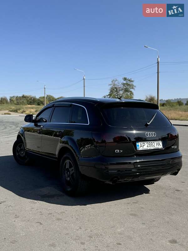 Внедорожник / Кроссовер Audi Q7 2007 в Запорожье