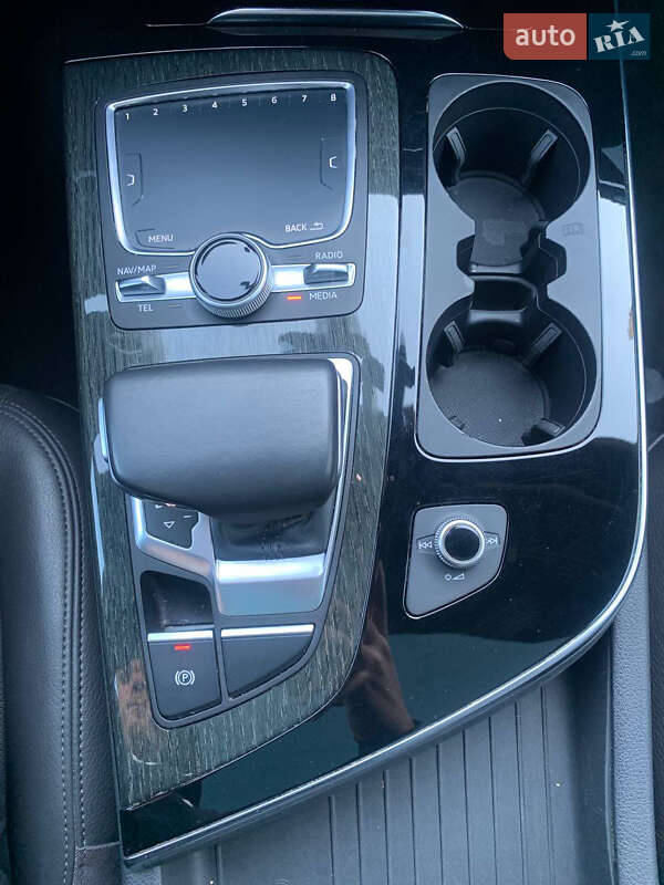 Внедорожник / Кроссовер Audi Q7 2016 в Днепре фото 16 Внедорожник / Кроссовер Audi Q7 2016 в Днепре