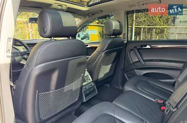 Позашляховик / Кросовер Audi Q7 2013 в 