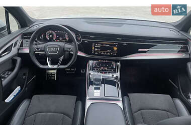 Внедорожник / Кроссовер Audi Q7 2020 в 