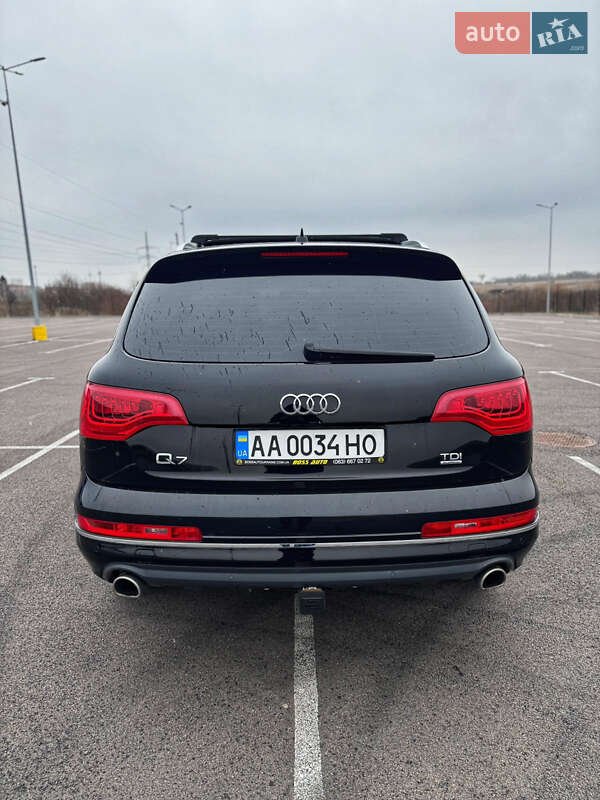 Внедорожник / Кроссовер Audi Q7 2013 в Ровно