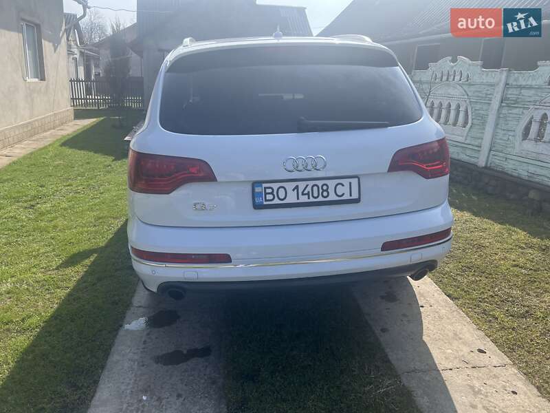 Позашляховик / Кросовер Audi Q7 2012 в Тернополі