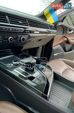 Audi Q7 2017
