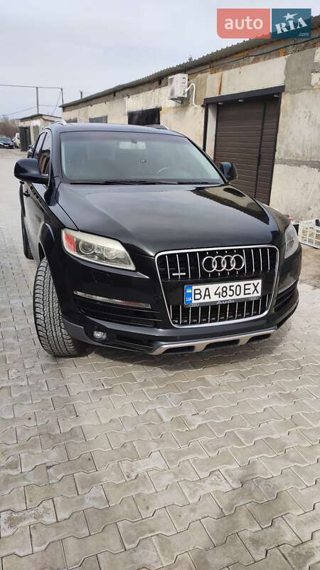 Внедорожник / Кроссовер Audi Q7 2007 в 
