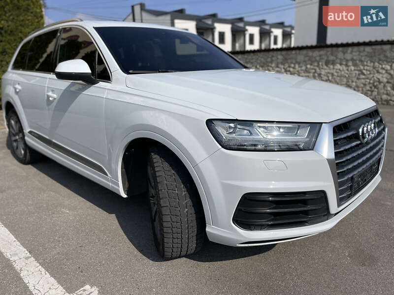 Внедорожник / Кроссовер Audi Q7 2017 в Тернополе