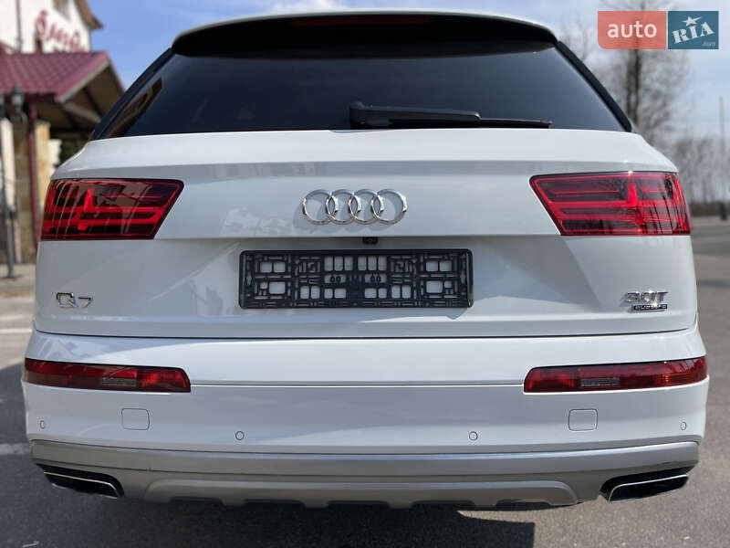 Внедорожник / Кроссовер Audi Q7 2017 в Тернополе