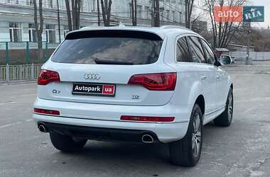 Внедорожник / Кроссовер Audi Q7 2015 в 