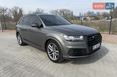 Внедорожник / Кроссовер Audi Q7 2017 в 