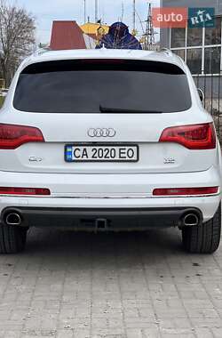 Внедорожник / Кроссовер Audi Q7 2014 в 
