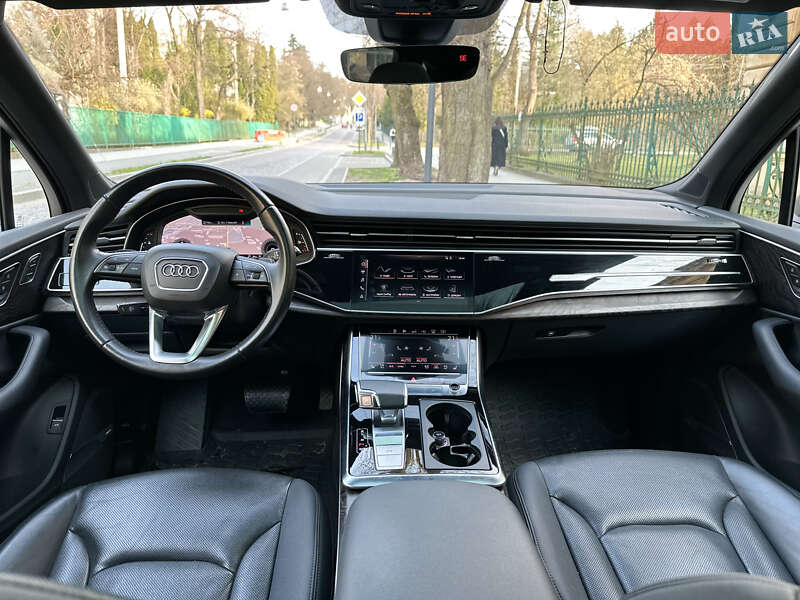 Внедорожник / Кроссовер Audi Q7 2020 в Львове