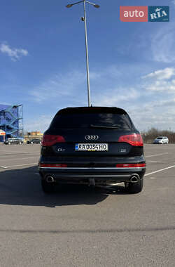 Внедорожник / Кроссовер Audi Q7 2013 в 
