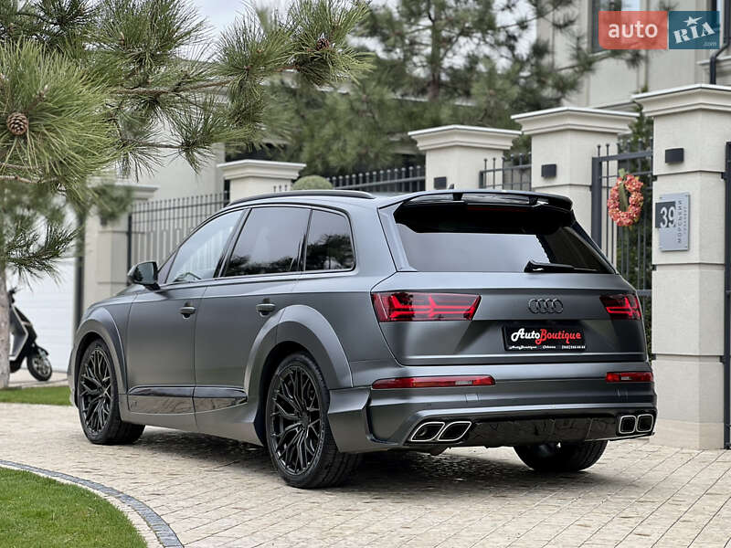 Внедорожник / Кроссовер Audi Q7 2017 в Одессе