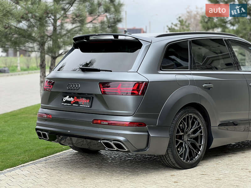 Внедорожник / Кроссовер Audi Q7 2017 в Одессе