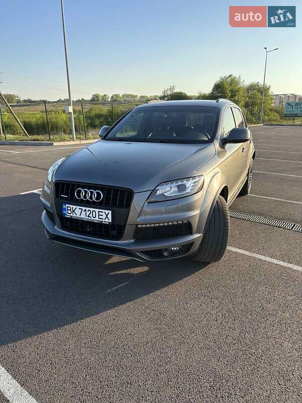 Внедорожник / Кроссовер Audi Q7 2015 в Ровно фото 2 Внедорожник / Кроссовер Audi Q7 2015 в Ровно