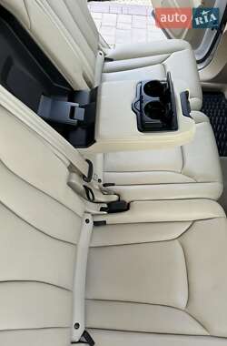 Внедорожник / Кроссовер Audi Q7 2017 в 
