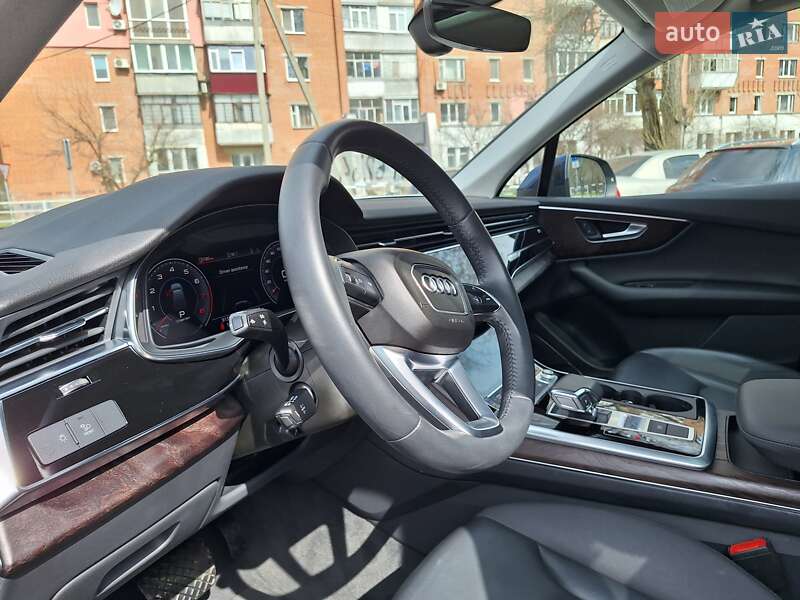 Позашляховик / Кросовер Audi Q7 2020 в Полтаві фото 14 Позашляховик / Кросовер Audi Q7 2020 в Полтаві