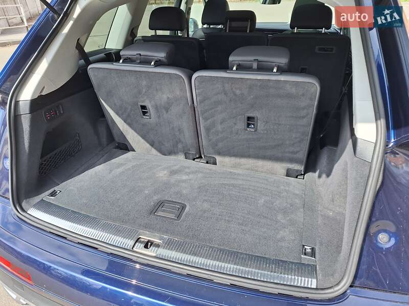 Позашляховик / Кросовер Audi Q7 2020 в Полтаві фото 17 Позашляховик / Кросовер Audi Q7 2020 в Полтаві