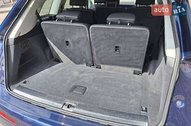 Внедорожник / Кроссовер Audi Q7 2020 в 