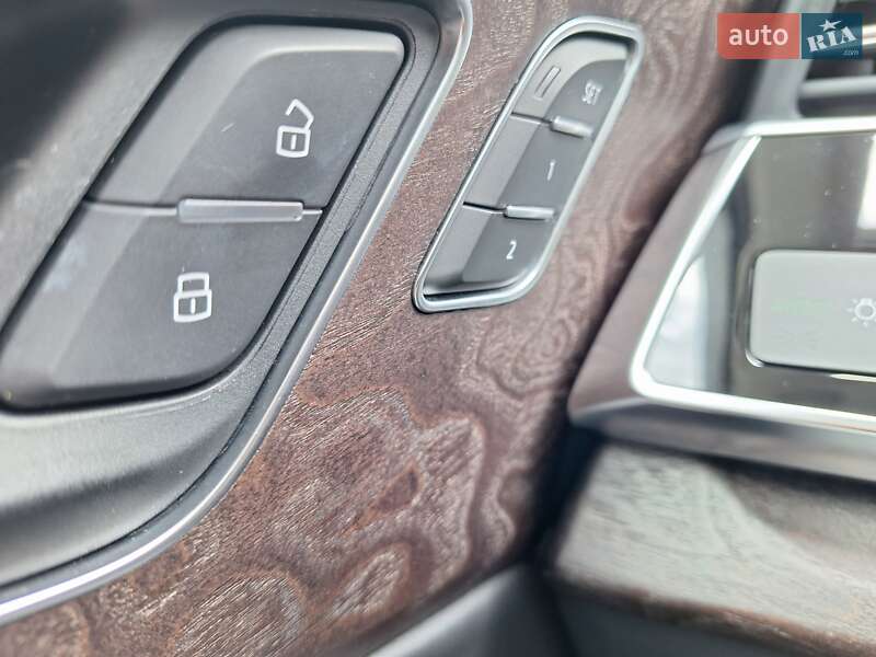 Позашляховик / Кросовер Audi Q7 2020 в Полтаві фото 3 Позашляховик / Кросовер Audi Q7 2020 в Полтаві