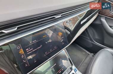Внедорожник / Кроссовер Audi Q7 2020 в 