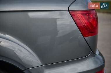 Внедорожник / Кроссовер Audi Q7 2014 в 