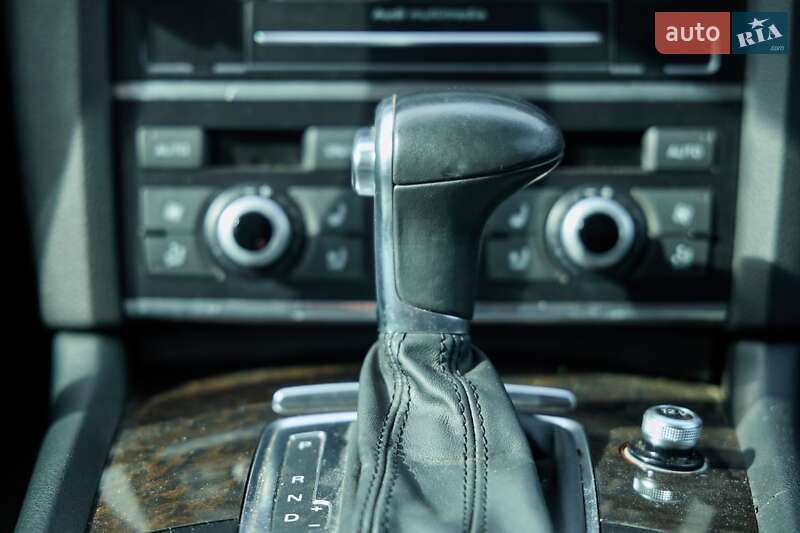 Позашляховик / Кросовер Audi Q7 2014 в Львові