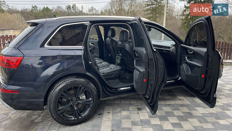 Внедорожник / Кроссовер Audi Q7 2019 в Тернополе