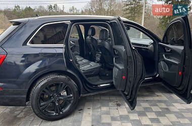 Внедорожник / Кроссовер Audi Q7 2019 в 
