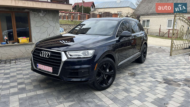 Внедорожник / Кроссовер Audi Q7 2019 в Тернополе