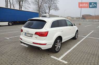 Внедорожник / Кроссовер Audi Q7 2013 в 