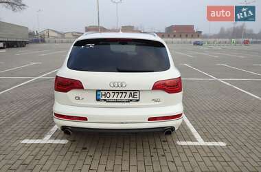 Внедорожник / Кроссовер Audi Q7 2013 в 
