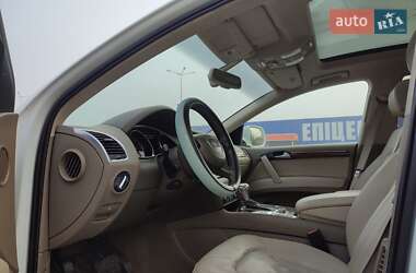 Внедорожник / Кроссовер Audi Q7 2013 в 