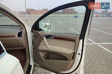 Внедорожник / Кроссовер Audi Q7 2013 в 