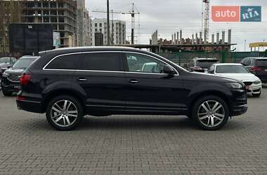 Внедорожник / Кроссовер Audi Q7 2015 в 